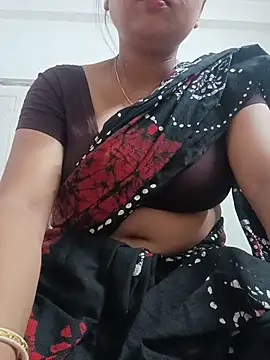 Snapshot of Priya_2222 chatting on June 2026 07:08:02 PM Priya 2222 online show from June 2026 07:08:02 PM