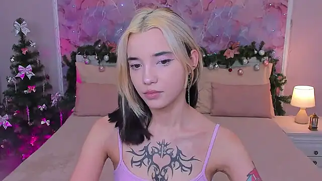 as1an girlfriend online show from December 2024 10:45:02 AM