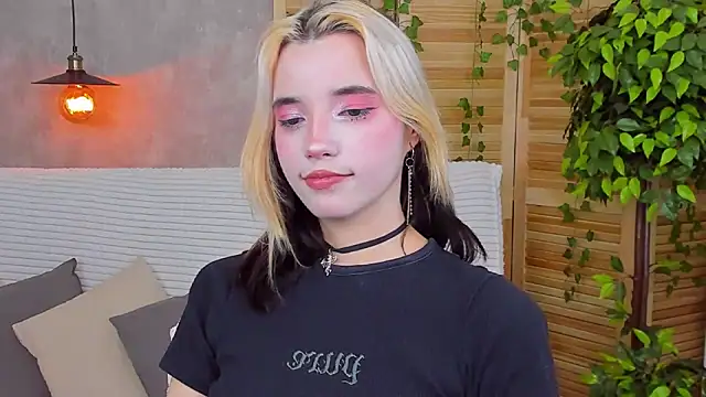 as1an girlfriend online show from January 2025 07:43:01 AM