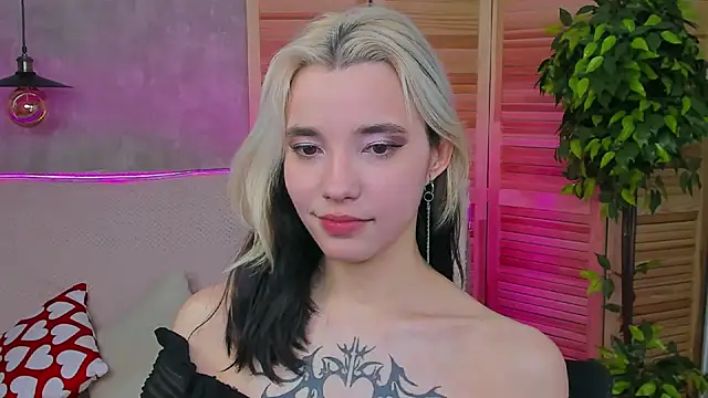 as1an girlfriend online show from March 2025 08:43:01 AM