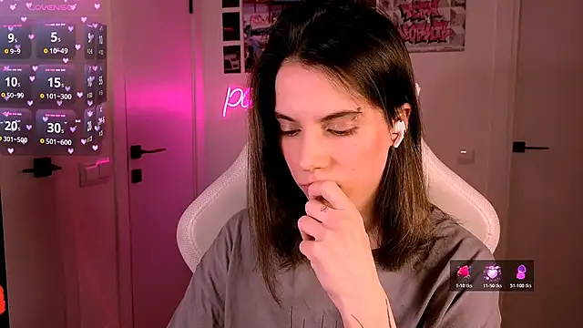 Snapshot of _ni_kiss chatting on March 2026 05:18:02 PM ni kiss online show from March 2026 05:18:02 PM