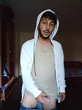 Iulianmarius12 online show from May 2026 04:47:02 PM