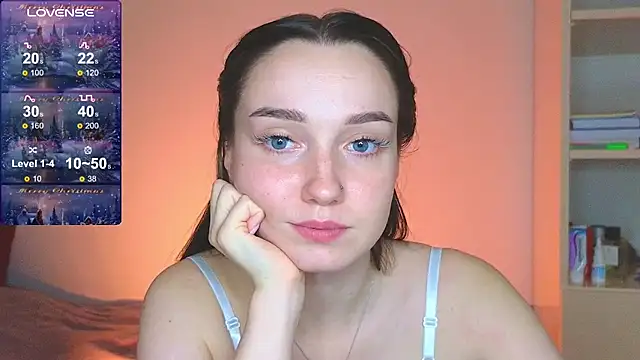 Snapshot of Wild_Sophie_ chatting on January 2025 08:07:02 PM Wild Sophie online show from January 2025 08:07:02 PM