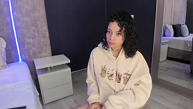 Snapshot of KatherineGomez chatting on April 2026 02:11:01 AM KatherineGomez online show from April 2026 02:11:01 AM