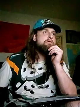 Snapshot of Ozomitro chatting on February 2025 04:53:01 PM Ozomitro online show from February 2025 04:53:01 PM