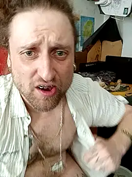 Snapshot of Ozomitro chatting on March 2025 03:35:01 PM Ozomitro online show from March 2025 03:35:01 PM