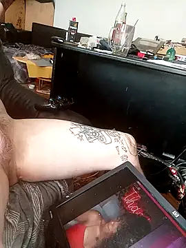 Snapshot of Ozomitro chatting on March 2025 01:27:02 PM Ozomitro online show from March 2025 01:27:02 PM