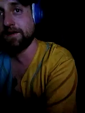 Snapshot of Ozomitro chatting on March 2025 11:01:02 PM Ozomitro online show from March 2025 11:01:02 PM