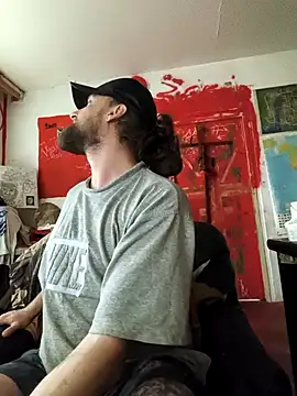 Snapshot of Ozomitro chatting on December 2025 12:43:02 PM Ozomitro online show from December 2025 12:43:02 PM