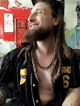 Ozomitro online show from March 2026 12:32:01 PM