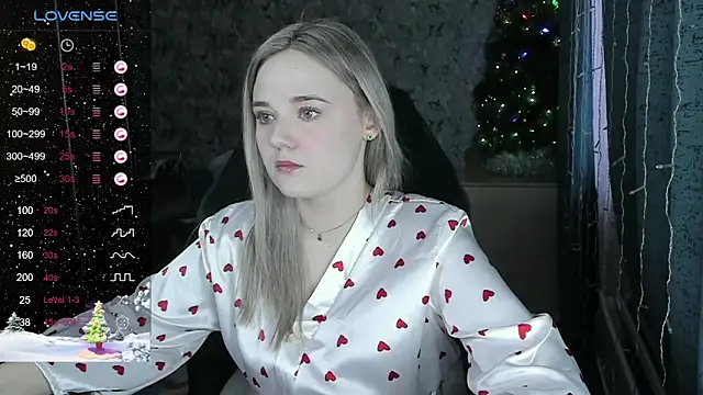 Snapshot of Your_small_bunny chatting on December 2024 03:14:02 AM Your small bunny online show from December 2024 03:14:02 AM