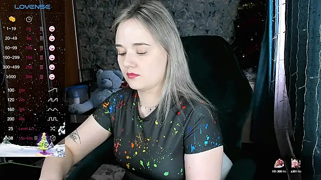 Snapshot of Your_small_bunny chatting on January 2025 04:18:01 AM Your small bunny online show from January 2025 04:18:01 AM