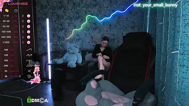 Snapshot of Your_small_bunny chatting on September 2025 03:17:02 AM Your small bunny online show from September 2025 03:17:02 AM