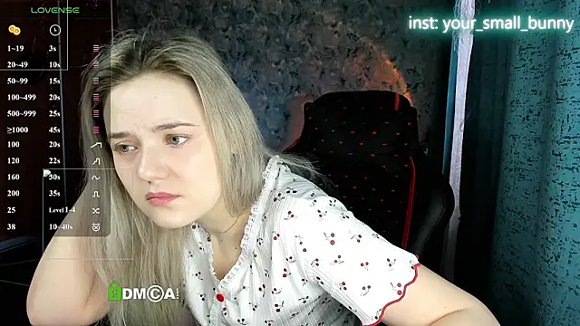 Snapshot of Your_small_bunny chatting on March 2026 02:08:02 AM Your small bunny online show from March 2026 02:08:02 AM