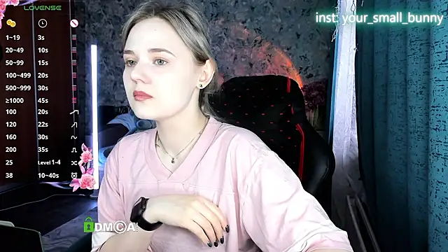 Snapshot of Your_small_bunny chatting on March 2026 02:07:02 AM Your small bunny online show from March 2026 02:07:02 AM