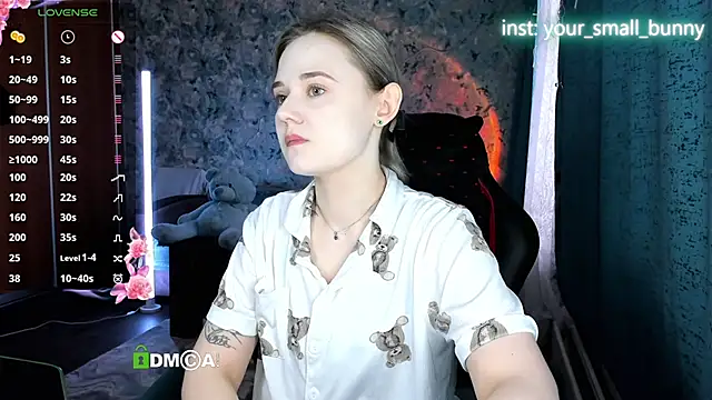 Snapshot of Your_small_bunny chatting on March 2026 02:05:02 AM Your small bunny online show from March 2026 02:05:02 AM