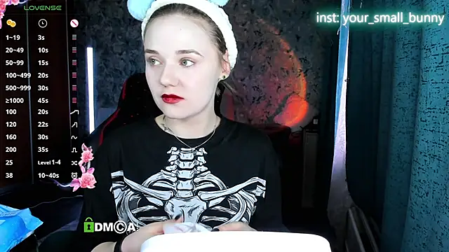 Snapshot of Your_small_bunny chatting on April 2026 02:12:02 AM Your small bunny online show from April 2026 02:12:02 AM