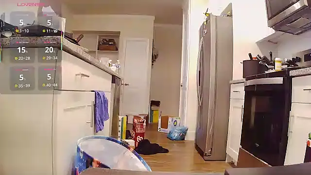 Snapshot of Strong_Bear89 chatting on September 2025 01:02:02 PM Strong Bear89 online show from September 2025 01:02:02 PM