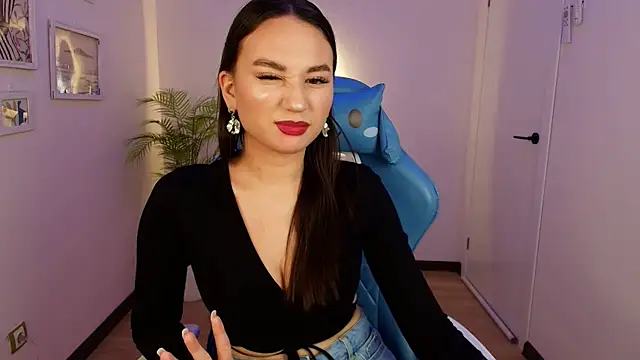 margeriTirell online show from December 2025 08:45:02 AM