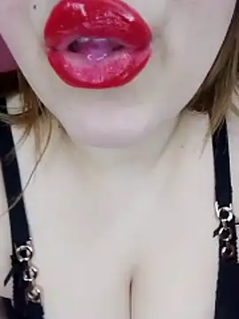 Snapshot of sexy-mariya chatting on April 2026 02:28:01 PM sexy-mariya online show from April 2026 02:28:01 PM