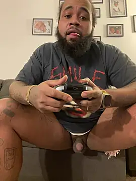 Snapshot of Pap1_Champo chatting on January 2025 08:24:01 AM Pap1 Champo online show from January 2025 08:24:01 AM