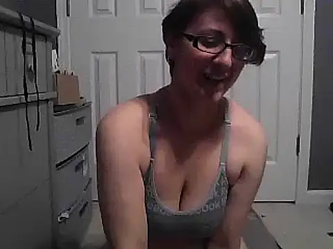 Snapshot of MsPink_Flamingtoes544 chatting on January 2025 07:50:02 PM MsPink Flamingtoes544 online show from January 2025 07:50:02 PM