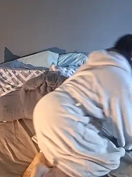 Snapshot of MsPink_Flamingtoes544 chatting on April 2026 02:47:02 PM MsPink Flamingtoes544 online show from April 2026 02:47:02 PM