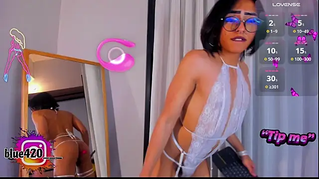 Snapshot of Skyler__blue4 chatting on January 2025 01:26:01 AM Skyler blue4 online show from January 2025 01:26:01 AM