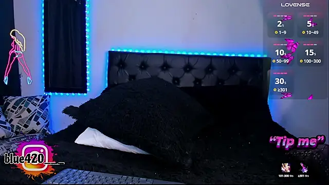 Snapshot of Skyler__blue4 chatting on January 2025 01:28:01 AM Skyler blue4 online show from January 2025 01:28:01 AM