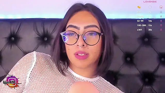 Snapshot of Skyler__blue4 chatting on January 2025 02:15:01 PM Skyler blue4 online show from January 2025 02:15:01 PM