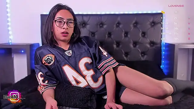 Snapshot of Skyler__blue4 chatting on March 2025 02:46:01 AM Skyler blue4 online show from March 2025 02:46:01 AM