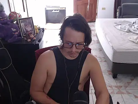 Snapshot of Pit_xxz chatting on July 2026 04:44:02 PM Pit xxz online show from July 2026 04:44:02 PM
