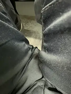 Snapshot of Im_IVE_LOVE chatting on January 2025 05:37:01 AM Im IVE LOVE online show from January 2025 05:37:01 AM