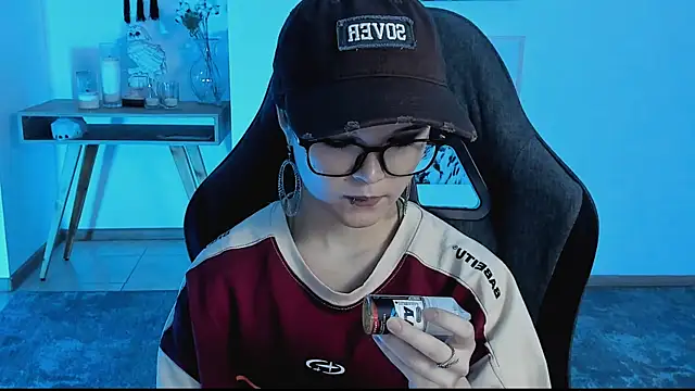 Elainebeness online show from March 2025 10:52:02 PM