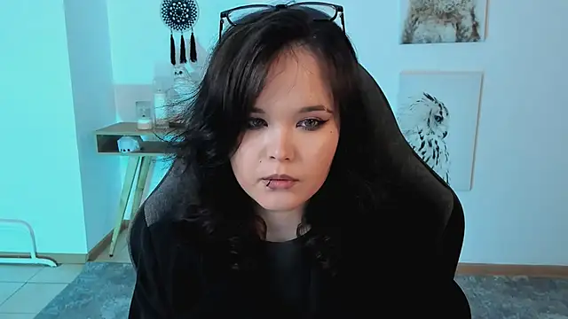 Elainebeness online show from March 2025 07:50:02 PM