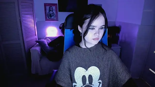 Elainebeness online show from October 2025 07:25:02 PM