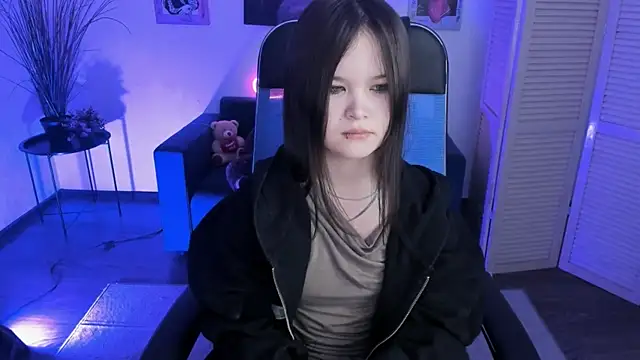 Elainebeness online show from January 2026 01:32:01 AM