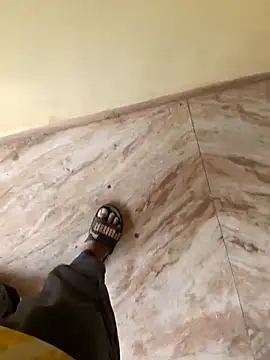 1010SumiT online show from December 2025 05:03:01 AM