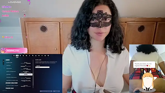 Snapshot of salomea_r chatting on April 2026 12:53:02 PM salomea r online show from April 2026 12:53:02 PM