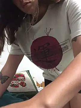 Miss oliviaa online show from January 2025 02:02:02 PM