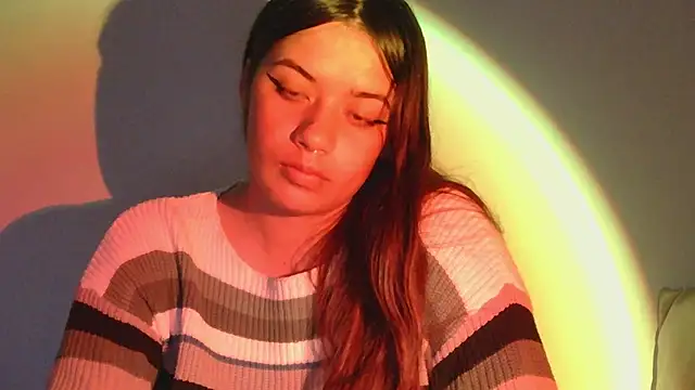 Miss oliviaa online show from February 2025 11:12:01 PM