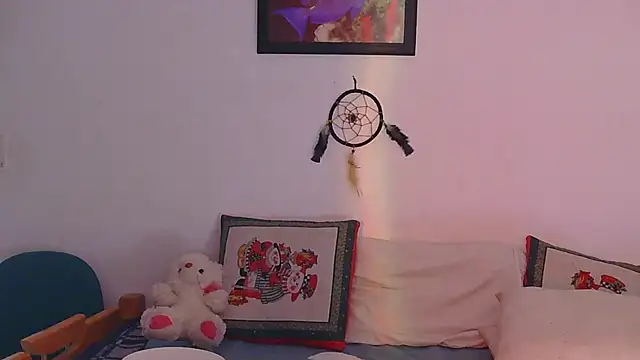 Miss oliviaa online show from March 2025 09:00:02 PM