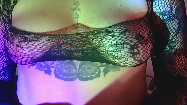 Miss oliviaa online show from March 2025 12:15:01 AM