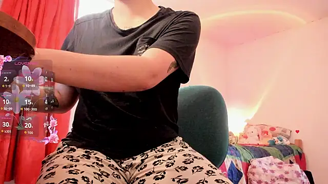 Miss oliviaa online show from October 2025 12:26:01 PM