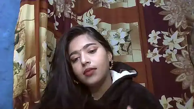 Snapshot of Sweet-Rani chatting on January 2025 12:24:01 AM Sweet-Rani online show from January 2025 12:24:01 AM