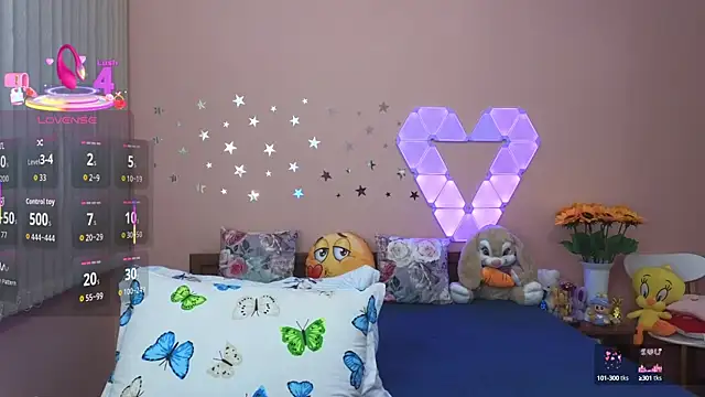  Loves  online show from September 2025 09:42:01 PM