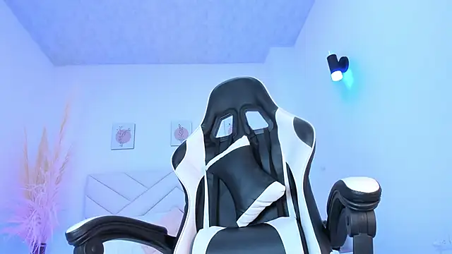 Brittany cute18 online show from February 2025 11:12:02 AM