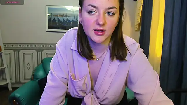 Snapshot of Helen_Elliot chatting on December 2024 10:22:02 AM Helen Elliot online show from December 2024 10:22:02 AM