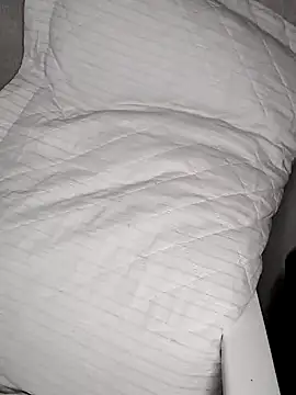 Snapshot of fofinhaa12 chatting on March 2025 05:17:02 PM fofinhaa12 online show from March 2025 05:17:02 PM