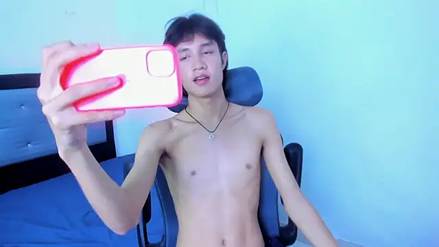 Snapshot of Johhan__Lee chatting on February 2025 11:04:02 PM Johhan Lee online show from February 2025 11:04:02 PM